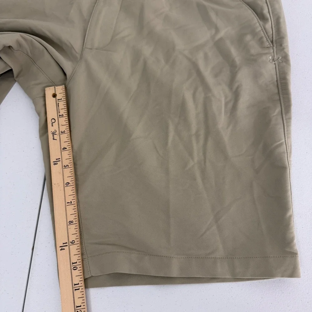 Under Armour Men 38 HeatGear‎ Golf Shorts Khaki Tan Loose Fit Stretch Athleisure